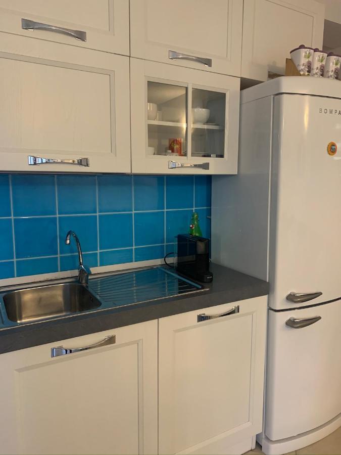 Apartament La Casa Azzurra La Maddalena  Zewnętrze zdjęcie