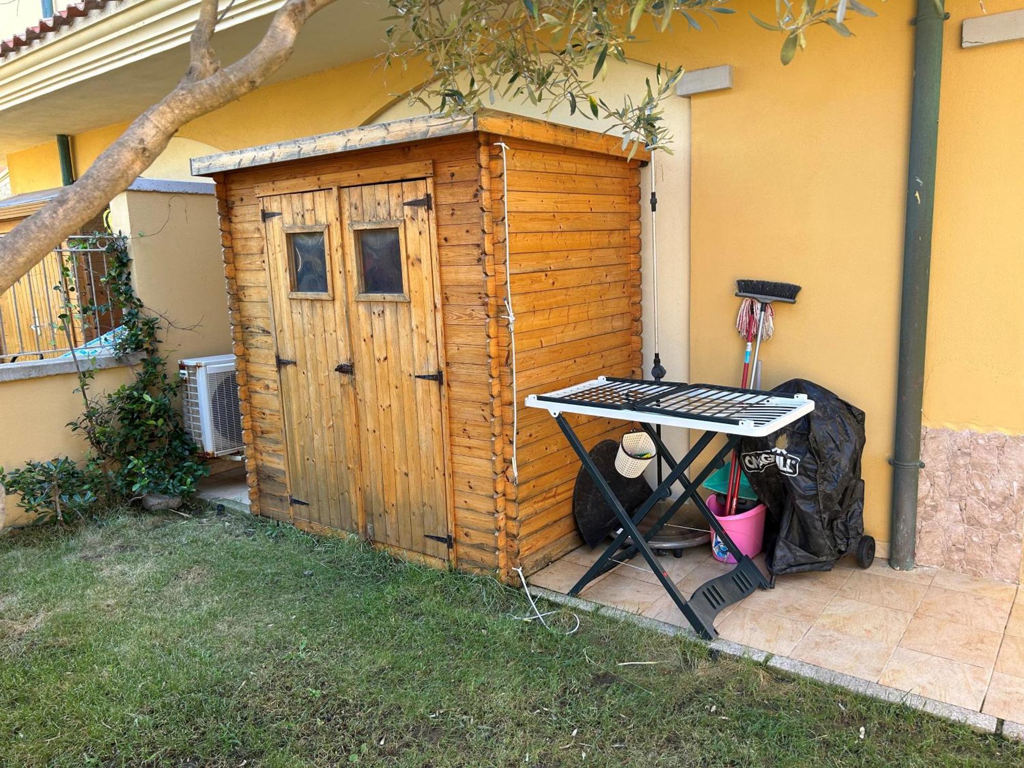 Apartament La Casa Azzurra La Maddalena  Zewnętrze zdjęcie