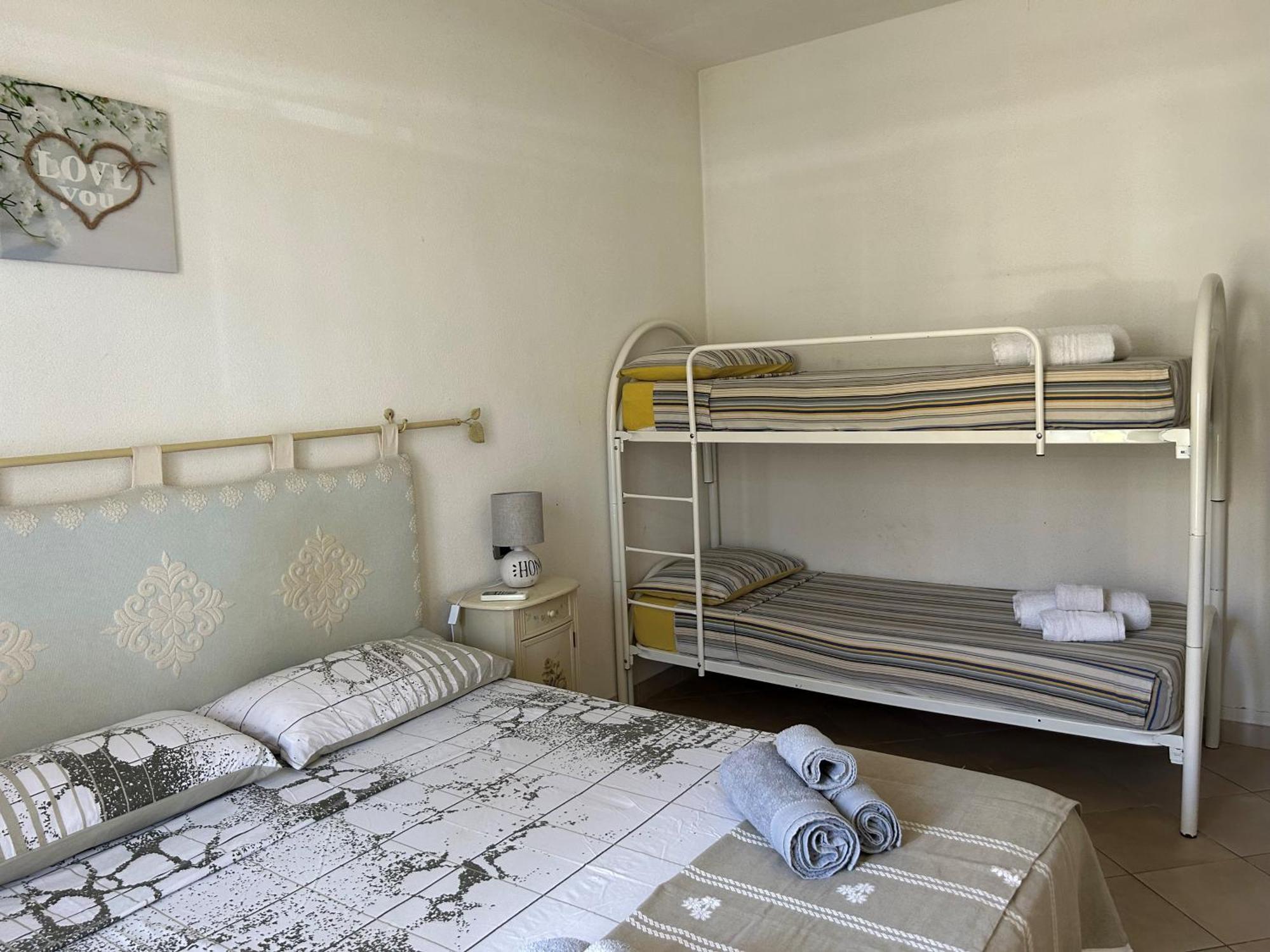 Apartament La Casa Azzurra La Maddalena  Zewnętrze zdjęcie