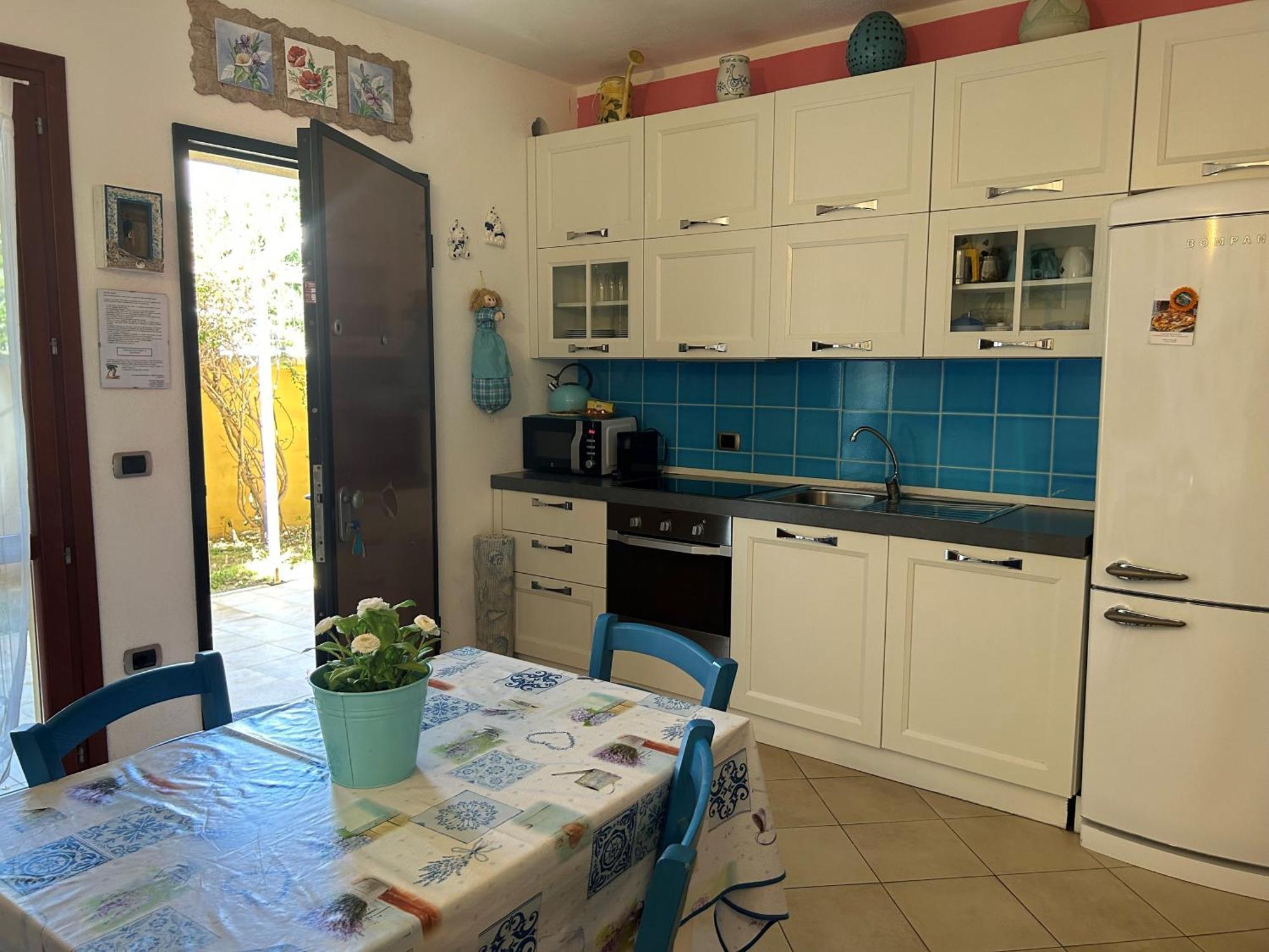Apartament La Casa Azzurra La Maddalena  Zewnętrze zdjęcie